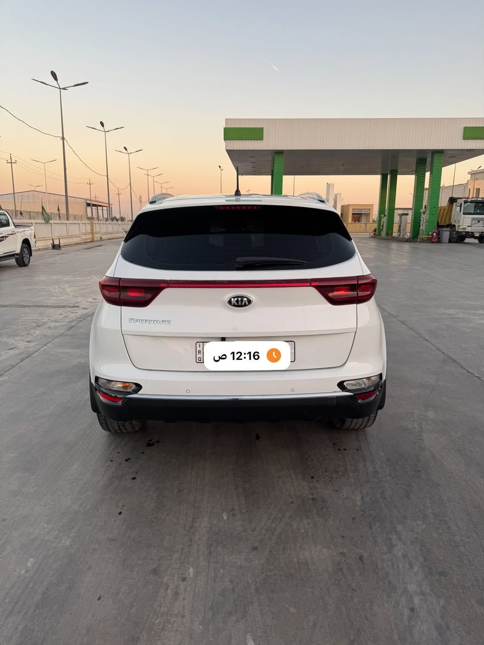 السلام عليكم كيا سبورتج 2019 شكل ومواصفات الـ 2020 خليجي ضمان الشركة الدولية العامة رقم واسط الدولي الجديد مشروع وطني السيارة بيها رشات گلير  مكفولة من اللغد والشاصي و التبديل والعيب الشرعي السعر 164 وبيها مجال بسيط رقم الهاتف : *********** 
مواصفات السيارة :
• محرك 2000 دوش
•تبريد ثلج ❄️
•قطعتين تبريد
•وضعيات قيادة ( NORMAL ,ECO,SPORT)
•مري شفط + اشارة بالمري 
•كيج الكتروني 
•شاشة اعطال 
•التحكم بأضاءة الداشبورد
•تحكمات مقود
•كروز سرعة 
•شاشة ابل كار بلي 
•منافذ USP 
•حساسات خلفية للرجوع
•حساسات أمامية
•كامرة دوارة 
•مصباح نهاري امامي + لد خلفي
•مصباح ضبابي خلفي
•ماشية 135 ألف قابلة للزيادة
