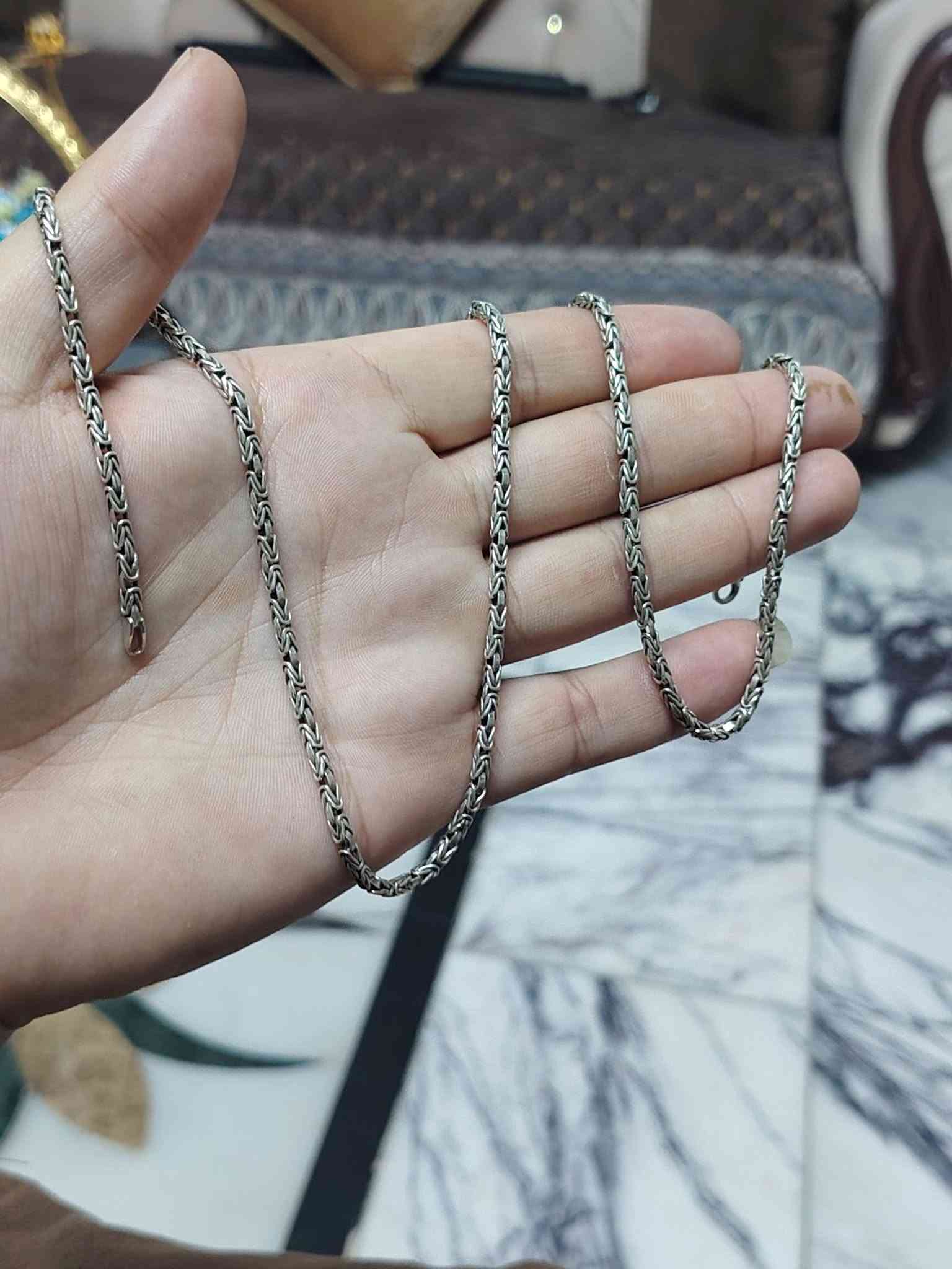 زناجيل سوارات يطالي تايلندي وزانه داخل صوره سعر غرام 3500نهايته بغداد مدينة الصدر توصيل موجود راسلني وتساب ***********
