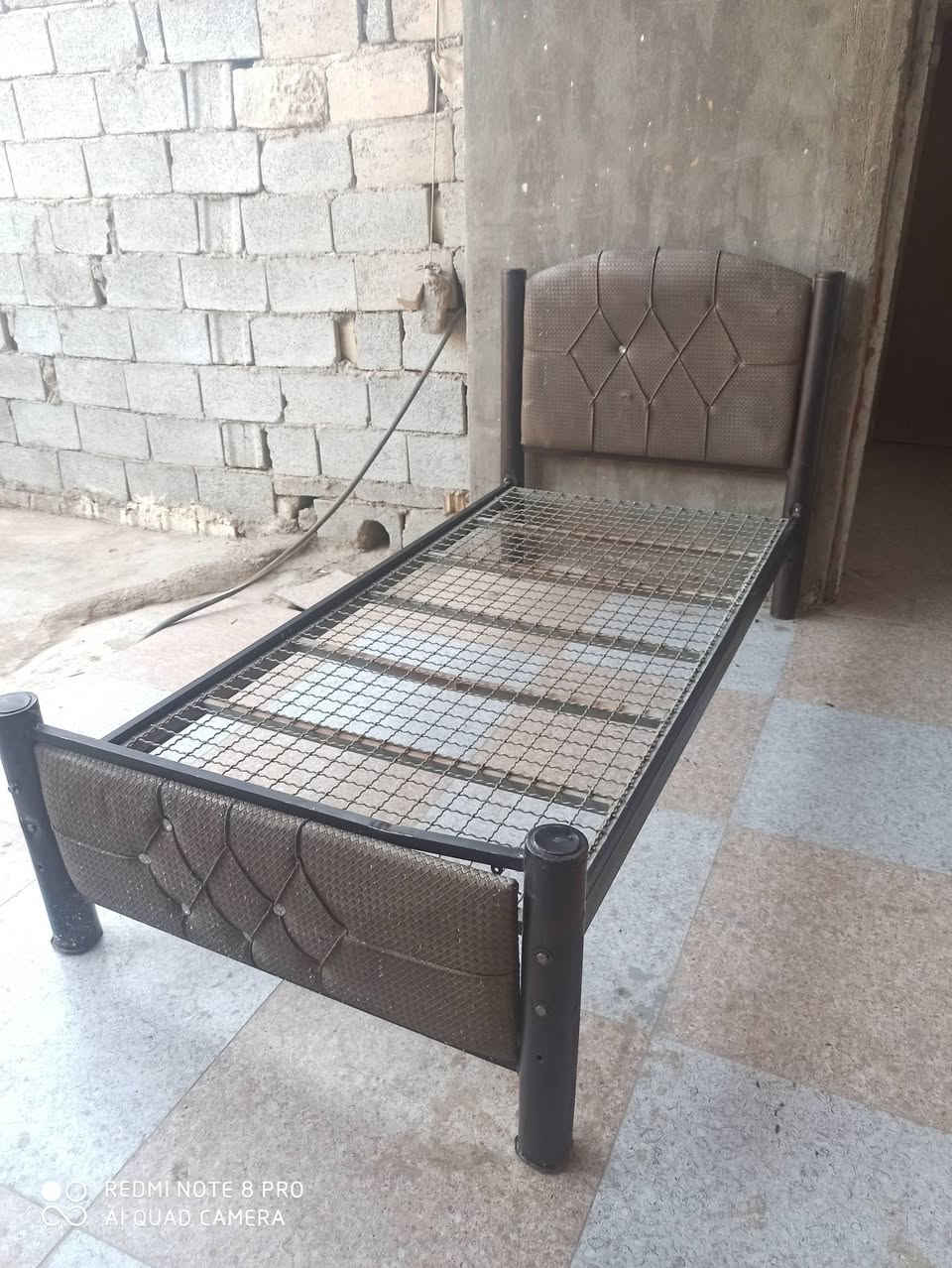 غراض للبيع او مراووس ++اشتري شعندك دز خاص
الشراي يتصل..***********...يوجد توصيل

نص مكتوب في الصور:
- REDMI NOTE 8 PRO AI QUAD CAMERA
- أشتري الاثاث المستعمل