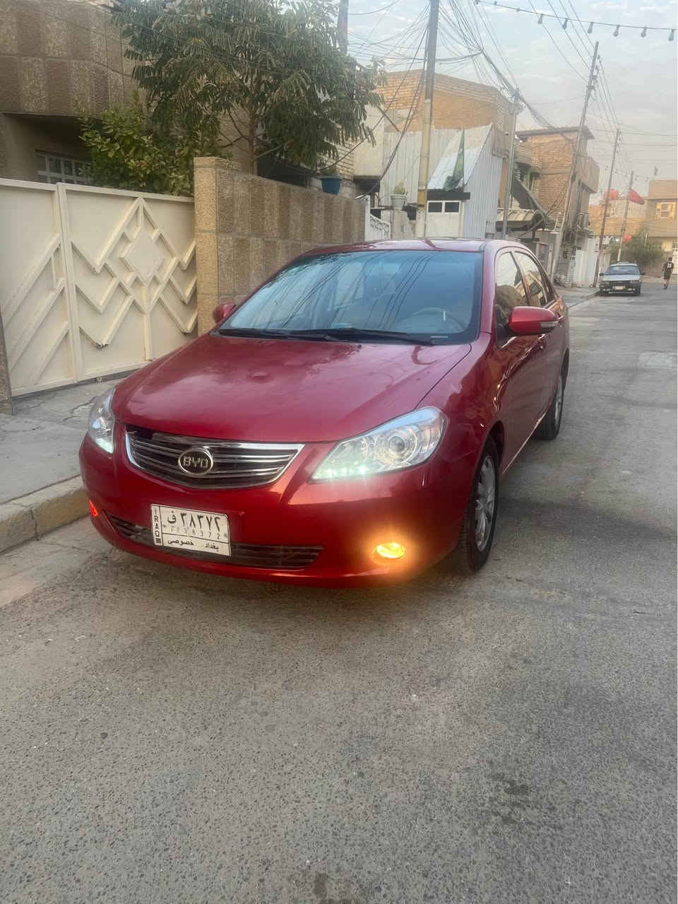 للبيع BYD موديل 2016 سيارة نضيفة تخم تاير جديد تبريد جديد باتري جديد  محرك وكير مكفول سيارة مناقصهه شي السعر 60$ للاتصال *********** مكان السيارة بغداد الامين الثانية بغداد, العراق
