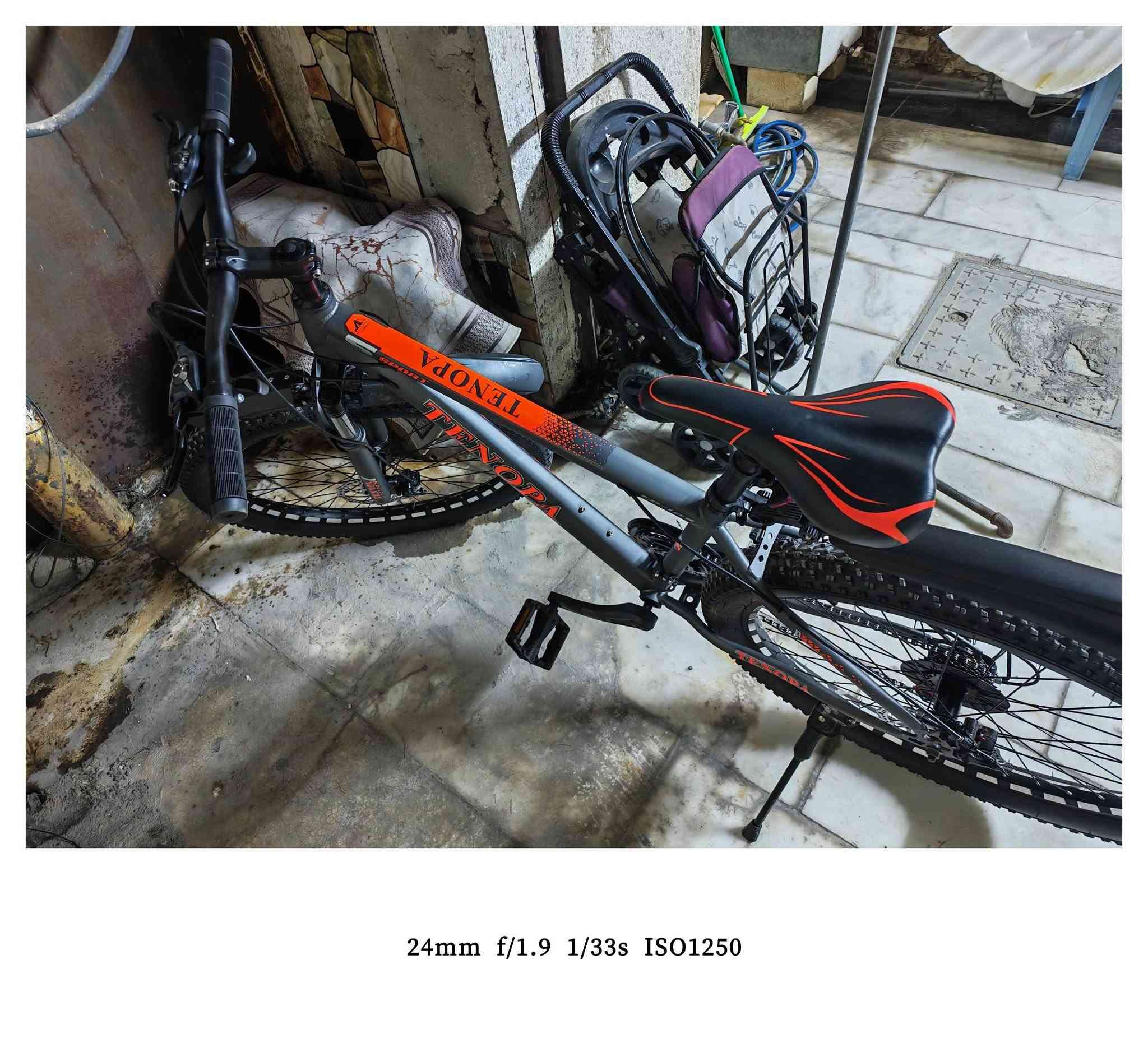سلام عليكم
يتوفر دراجة 🚲 هوائيه للبيع 🛑

جديد جدا استعماله اقل من يومين 🛑

التفاصيل قياس 27 ونص 🛑

السرعه 3 كير امامي 7 كير خلفي 🛑

للاستفسار ادخل خاص او اتصل ع راقم 
***********🛑
