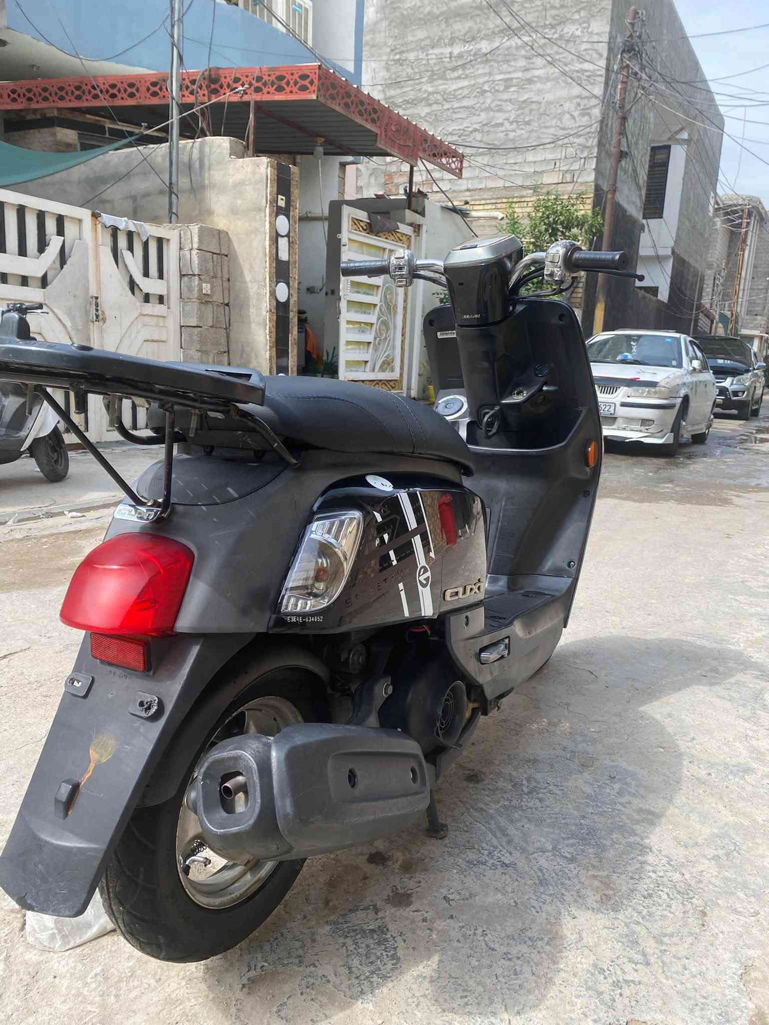 بوليس • ٢٠١٢ • نقص دكمه الشاير