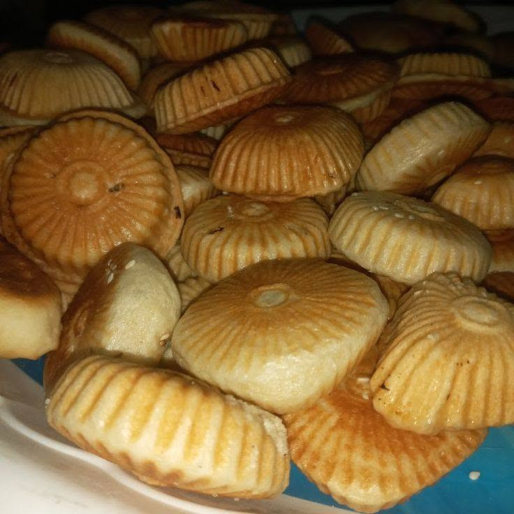 حسب الطلب • حجز قبل يوم • واتساب