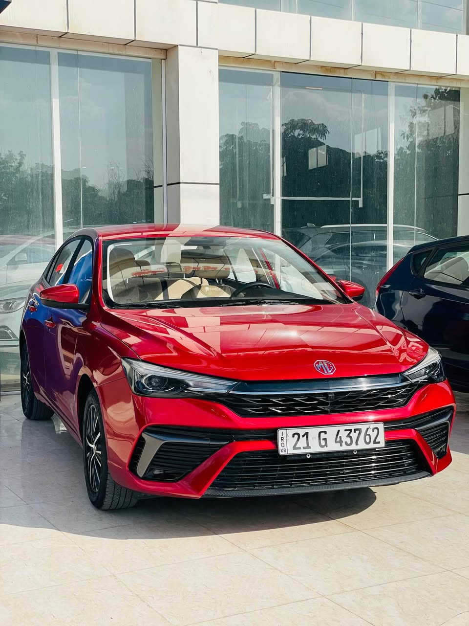 MG5 2024 ڕەنگی سور 
سەیارەکە هیچی پێوەنیە تەنیا چاڵێک نەبێ لە سنوق سەیارەیەکی جوان و تاک ، 30 هەزار ڕۆشتووە و زەمانی شەریکەیە بستێکی دۆسەکەی لە ژێرەوە تۆزێک ڕوشاوە و دیار نیە و زۆر جوانە سەیارەکە .
نرخەکەشی ١١٠ گڵاو مەعمەلەیەک.
***********
*********** كالار, السليمانية
