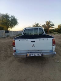 سيارة ميسيبوشي للبيع، موديل 2010 مصبوغة صبغ عام، السيارة باسمي رقم جدي...