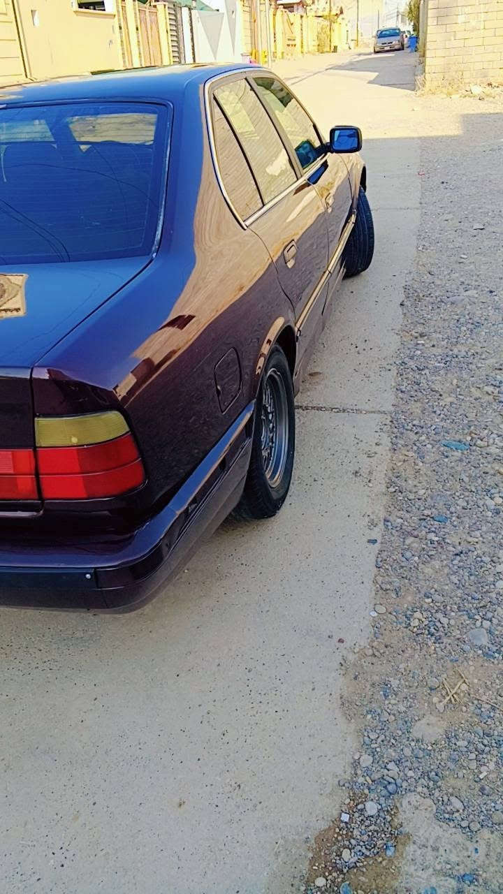 السلام عليكم للبيع Bmw لون 🍒 كرزي كير عادي موديل 91 مرشوشة جمالية رقم اربيل شرط التحويل محرك 525 اصل 
فانوس تبريد بجم عرض كل كهربائياتة شغالة اربع جامات كهرب‪ 1
‏‪***********‬‏
‏‪***********‬‏
