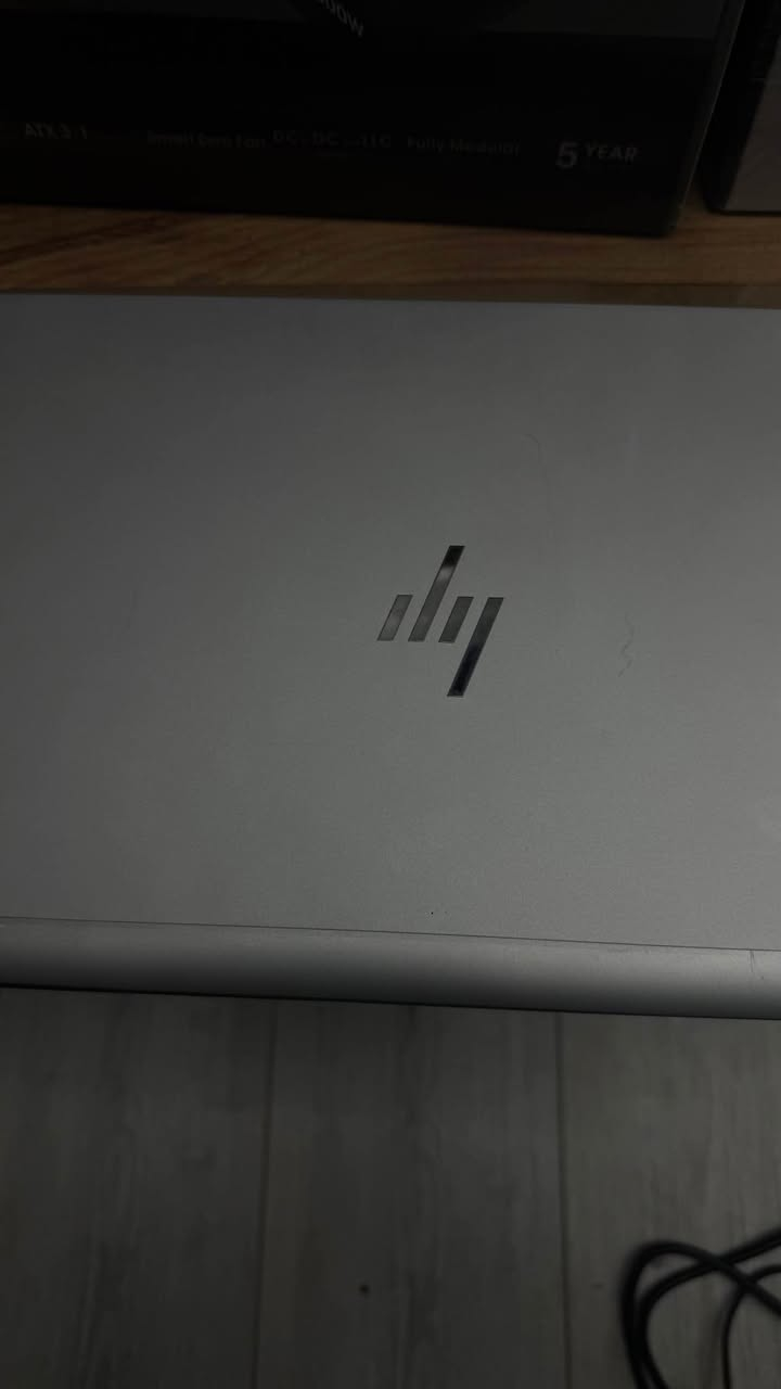 💻 HP EliteBook

لەپتۆپێکی جوان و کرداری، زۆر گونجاوە بۆ قوتابخانە، زانکۆ، کار و بەکارهێنانی ڕۆژانە.

ئەم لەپتۆپە بەکارهاتووە، بەڵام زۆر پاک و خاوێنە و بەبێ هیچ کێشەیەک کار دەکات.

🔹 تایبەتمەندییەکان:
• پرۆسێسەر: Intel Core i5 – نەوەی 11
• RAM: 8GB
• بیرگە: 256GB

کۆمەڵێکی زۆر لەپتۆپ و کۆمپیوتەری تریشمان هەیە بە تایبەتمەندی و نرخە جیاوازەکان.

📩 بۆ زانیاری زیاتر، DM بکەن یان پەیوەندیمان پێوە بکەن:

📱 WhatsApp: +41 76 608 31 66
📞 تەلەفۆن: ***********
———————————————————————

💻 HP EliteBook

لابتوب عملي وأنيق، مناسب للدراسة، الجامعة، العمل، والاستخدام اليومي.

الجهاز مستعمل، لكن بحالة نظيفة جداً ويعمل بشكل ممتاز دون أي مشاكل.

🔹 المواصفات:
• المعالج: Intel Core i5 – الجيل 11
• الرام: 8GB
• التخزين: 256GB

لدينا تشكيلة واسعة من اللابتوبات وأجهزة الكمبيوتر بمواصفات وأسعار مختلفة.

📩 لمزيد من المعلومات، راسلونا عبر الخاص أو اتصلوا بنا:

📱 WhatsApp: +41 76 608 31 66
📞 الهاتف: *********** أربيل, العراق

نص مكتوب في الصور:
- Disk 0 (C:)
- KBG40ZNS256G NVMe KIOXIA
- CPU
- 3.14 GHz
- Memory
- 3.3/7.7 GB (43%)
- SSD
- 2%
- GPU 0
- Intel(R) Iris(R) Xe Grap...
- Active time
- Average response time
- 19.7 ms
- Read speed
- 0 KB/s
- Write speed
- 110 KB/s
- Capacity:
- Formatted:
- System disk:
- Page file:
- Type:
- 239 GB
- 238 GB
- Yes
- Search
- 1:25 PM
- 9/21/2023
- 11th Gen Intel(R) Core(TM) i5-1145G7 @ 2.60GHz 100% 2.61 GHz 1 4 8 Enabled 320 KB 5.0 MB 8.0 MB 1:26 PM 9/21/2026 Run new task Search