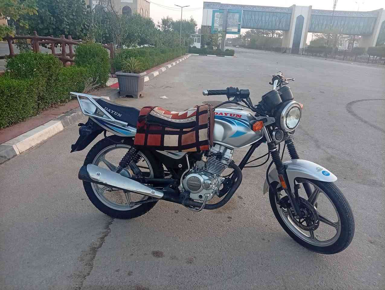 سلام عليكم حبايب دايون عضم للبيع محرك ما مفتوح شرط الفحص كهربايات كله شغاله اوراق اصولي دراجه خير من الله دراجه بلواقع بعد احله وانضف مديل 2022دراجه شلعه ومعدل فول السعر مليون 350وبيه مجال للطيبين الرقم للتواصل ***********الرقم الثاني ***********واتساب رقم متواصل بيع مستعجل ✌️
