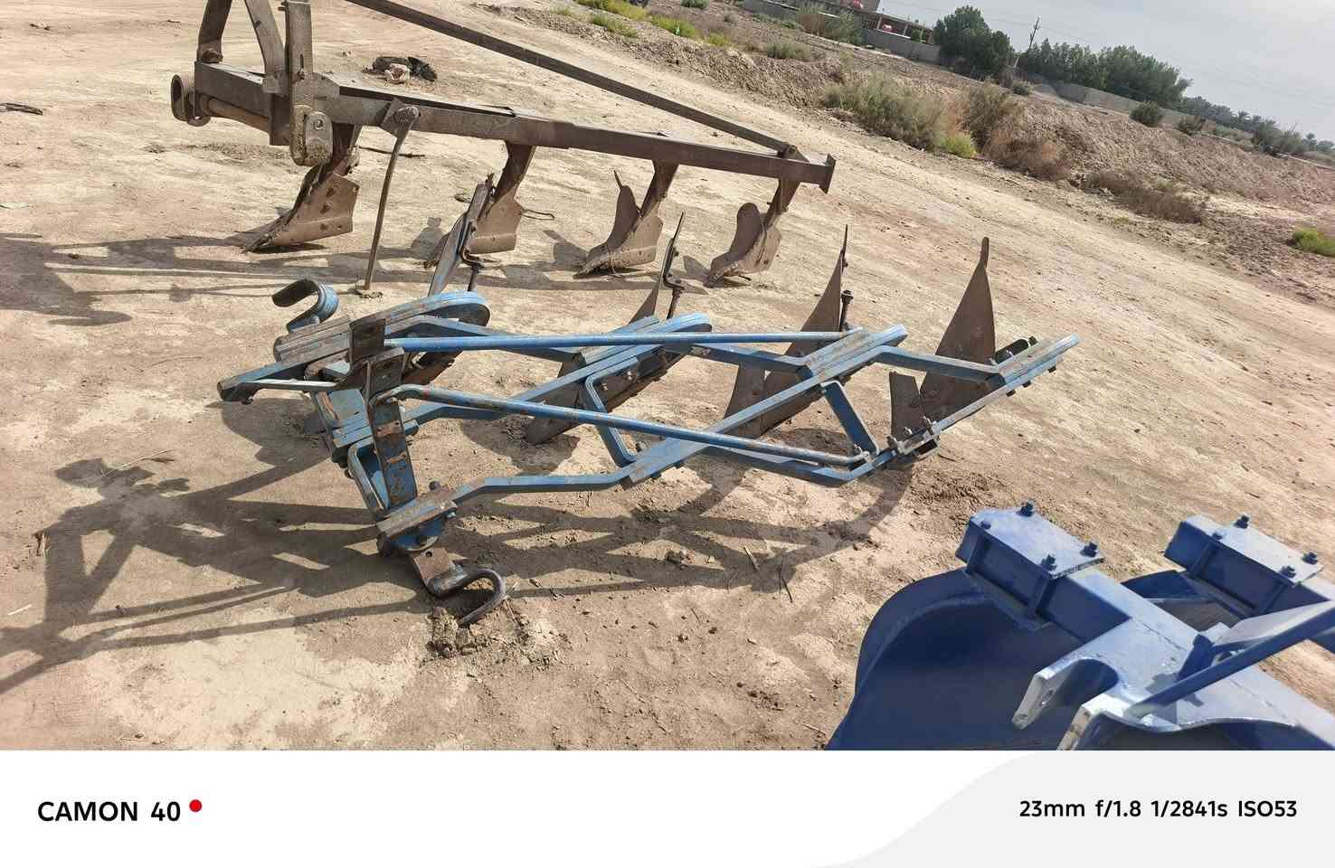 السلام عليكم يوجد معدات زراعيه للبيع بانواعها مرازه طابعات العدد اثنين فرماشه او رفاس اندبليت عنوان بابل شوملي ***********

