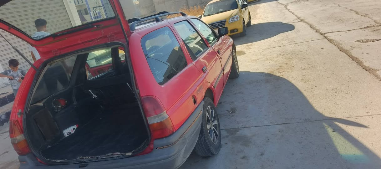 سلام وعليكم فورت للبيع موديل ٩١ رقم أخضر نينوى 
أوراقها كمرك كاملة شرط تحويل كير محرك شرط سيارة بلادي بلا ضرر سعر ١٦ عنوان موصل حي الزهراء رقم موبايل 
*********** اتصال وتساب
