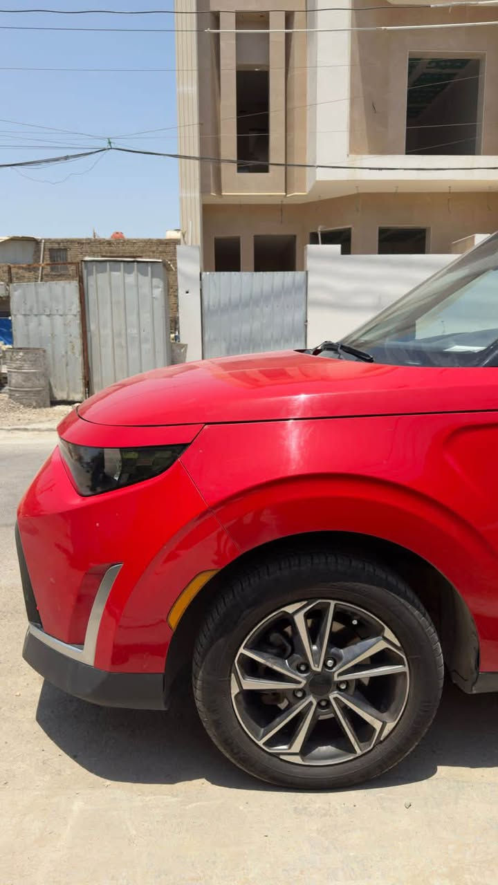 صول امريكي موديل 2023 ماشيه 51 الف فقط
رقم بغداد بأسمي سنوية لل2030 
محرك 2000 دوش بلادي مكفول 
گير بلادي مكفول 
مواصفات :- تحكمات ستيرن- انظمه قياده - رادار امامي - شاشة اعطال- قياده ذاتيه - مثبت سرعه - شاشه جبيره - كامره دواره - نظام اطفاء ذاتي وبعد مواصفات 
حادثها جاملغ خلفي عكس سايق والباب مالته وبيها باب الصدر مبدل هم يعني 3 قطع فقط 
السعر :- 129$ وبيها مجال 
العنوان بغداد حي العامل ***********

