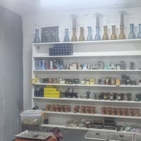 محلات للبيع • مع الغراض • شغل زين