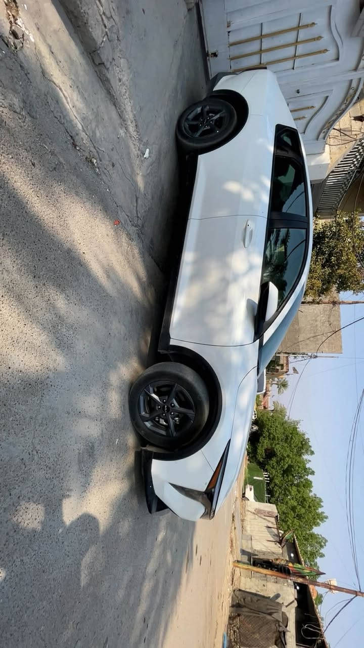 السلام عليكم
KIA K4 2025 

لون ابيض 

المواصفات 

محرك 2000 دوش  

بصمة 

تشغيل عن بعد 

ترحيب 

شاشه دجتل متصل 

دخول ذكي 

بكلايتات لد

شاشه جبيرة 

اوتو هولد 

كامرة دواره 

بصمه صندوك 

سايد بريك كهرباء 

رادار امامي 

رادار جانبي 

رادار خلفي 

لد امامي 

لد خلفي 

تحديد مسار 

توقف ذاتي 

اوتو ستوب 

وضعيات قيادة نورمال وسبورت 

وبعد بيها هواي مواصفات 

سيارة جاهزة وكاملة وبآسمي ورقم بغداد ترقيم جديد 

السعر 168 ورقة وبيها مجال كلش بسيط 

مكاني بغداد الدورة شارع 60 

للاستفسار الاتصال ***********
