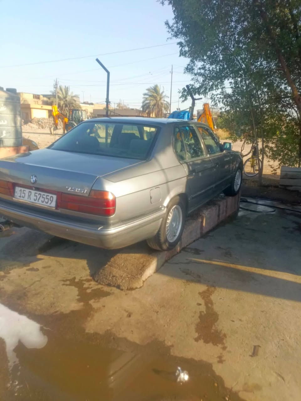 للبيع فقط بي إم موديل ١٩٩٢ سياره تعمير جديد من كلشي ترايك وين ميعجبك رقم أنبار بسمي تحويل مباشر مشروع وطني عنوان بغداد البياع سعر ٥٥ ورقه ***********
