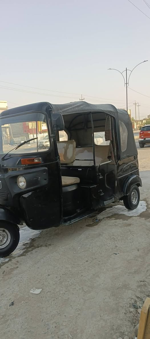 سلام عليكم تكتك باجات للبيع مديل 22جاهزه مك كل شي مكينه كير تواير كهربايات كله شغال وجاهزه دراجه احله من الصور دراجه طابه اوراق سكنر وضايعات اتعدلك سرقه وعشار السعر 4500 اربع ملاين وخمس ميه وبه مجال مستعجل عل بيع الله شاهد عندي مريض وريد ابعه مكاني ناصريه مركز ***********
