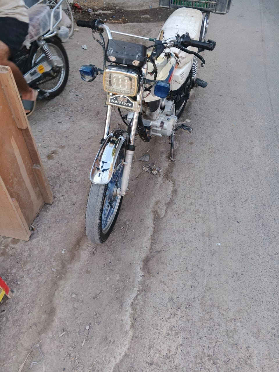 سيفان خمسه كير دراجه مديل 20تخبلل بيهه ترتيب بسيط ورق بيهه ب350وبيهه مجال بصيط لاستفسار لرقم ***********
