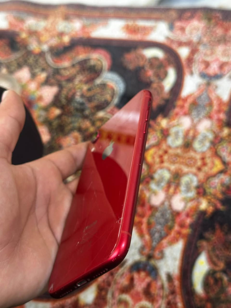اكس ار بطاريه 78 ذاكره 64 امريكي ما مفتوح وتر بلادي بس ظهر مكسور ما يصرف شحن ما بي مشكله ثانيه سعر 175 بي مجال مكاني بابل القاسم رقم ***********

