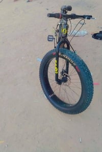 دراجة • تفاصيل ناقصة