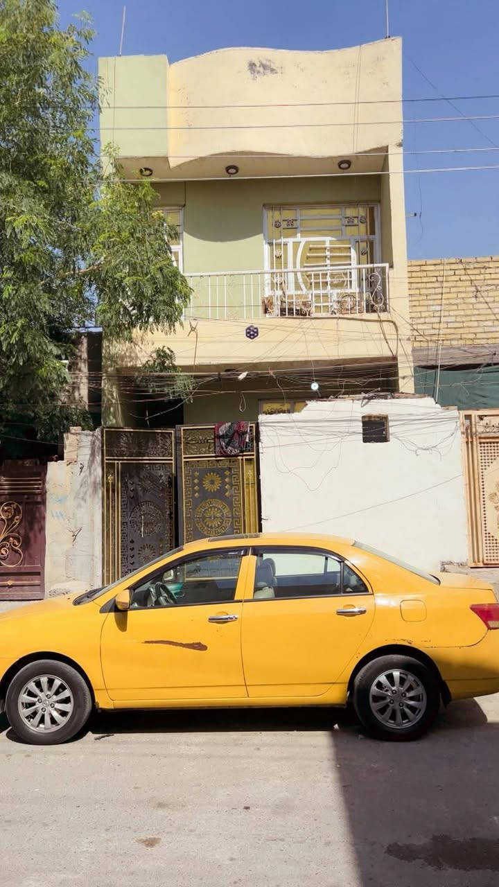السلام عليكم عندي بيت بل حسينيه مال الراشديه ١٠٠م قاطين ٣غرف لبيت بناء البيت علا أيدي ٢٠١٧ بنيته كامل وجاهز بدايه مسقط قرب لكازينو الملوك تقاطع مصقط بل بدايه السعر ٨٥ وبي شويه مجال بي تفاصيل اخرى اتصل وفهمك بل تفاصيل اكثر *********** ابو سيف
