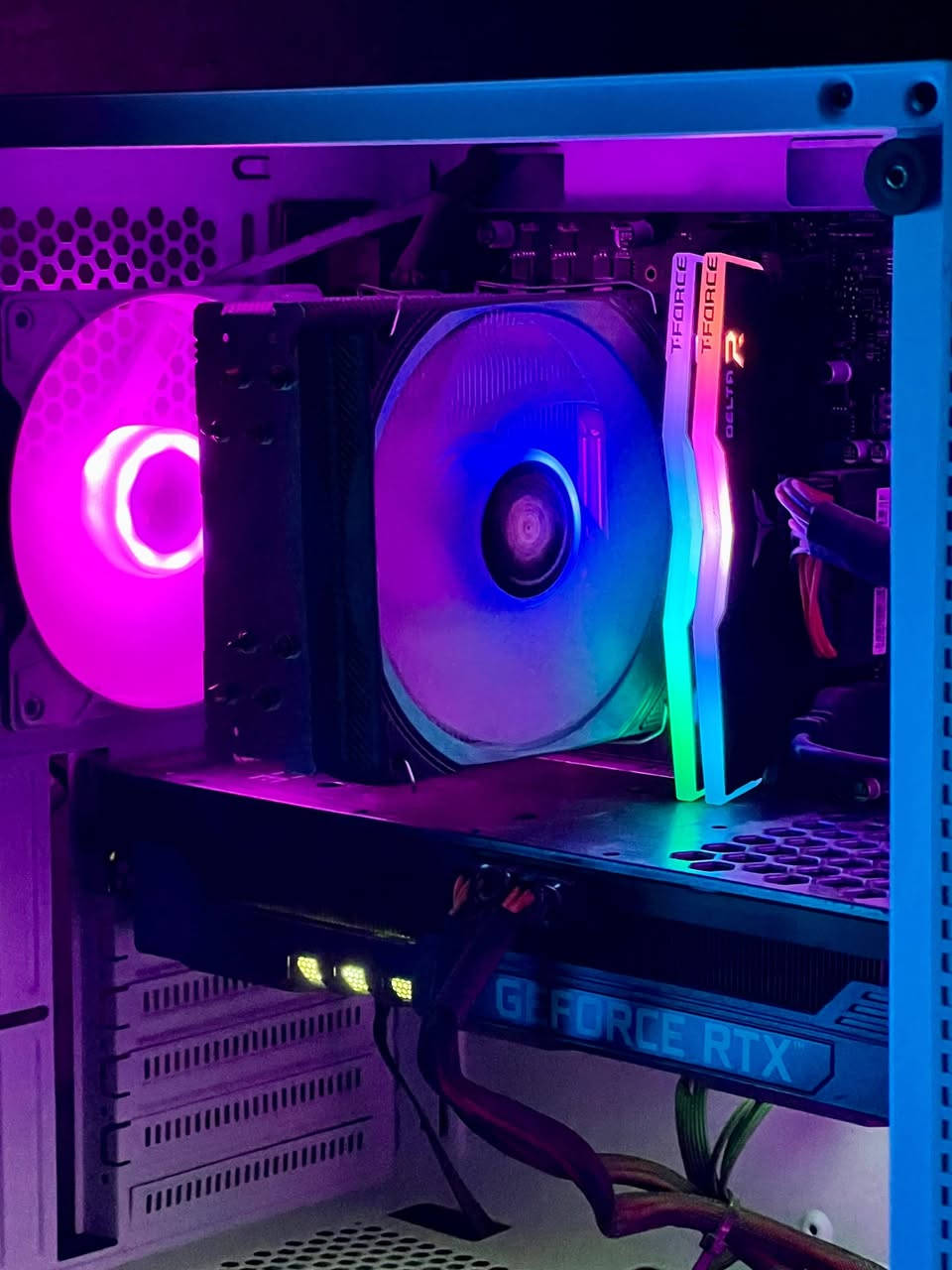 كرت RTX 3060 Ti • معالج i5-12400F • شاشة 24" 165Hz