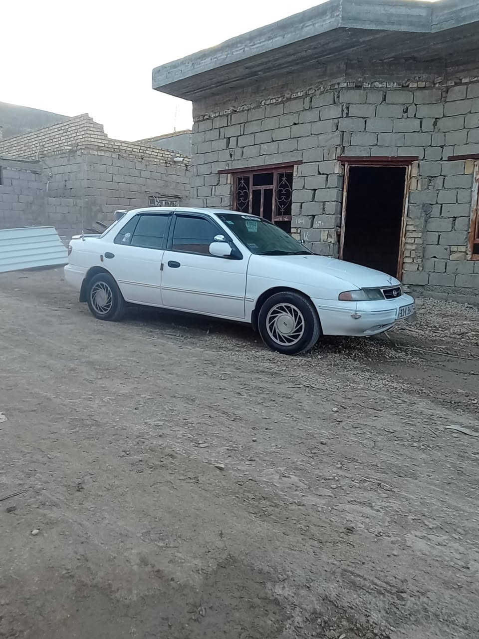 السلام عليكم كيا سيفيا للبيع موديل 94 لون السياره ابيض مكينه وكير نضيفات تخم تاير حداديه جديده.  رقم السياره بغداد انكليزي مكان السياره بابل المركز  للاستفسار الاتصال على الارقام التاليه /***********/*********** سعر السياره 33
