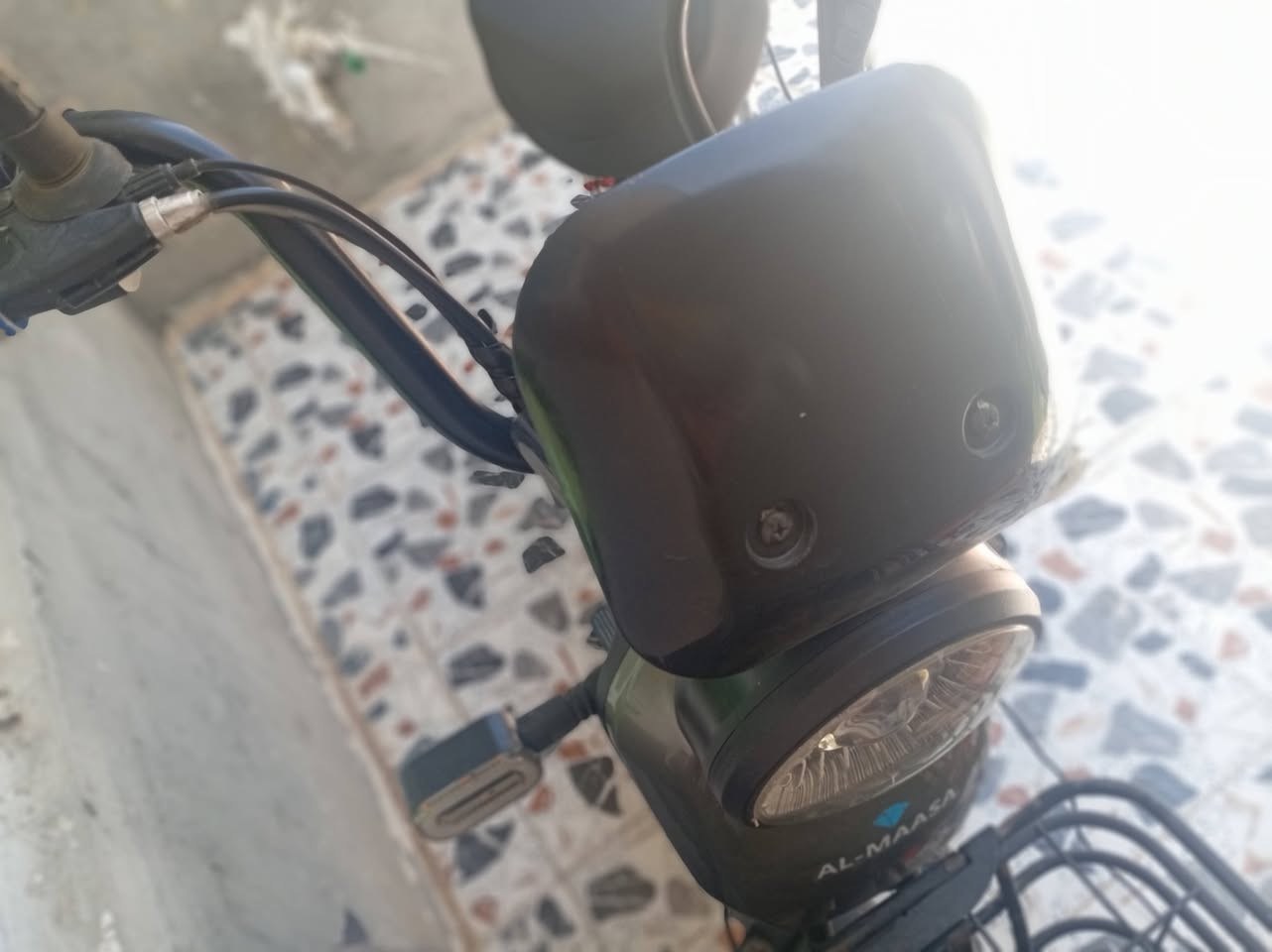 داجه شحن ألماس نضيفه فول سعر٤٥٠ الف وبي مجال اومراوس بدراجه رص الموقع ناحية حصيبه الشرقيه ***********
