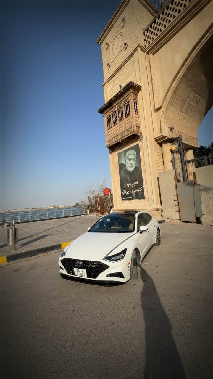 سوناتا موديل2023 لمتد فوول الفوول محرك 1600 تيربو بانوراما كشنات جلد تدفئة وتبريد ستيرن تدفئة حساسات امامي خلفي تشغيل عن بعد تتحرك بالريمونت ترحيب كامرات محيطية 360 درجة وباقي مواصفات الفول معروفة رقم السيارة بصرة حرة حادثها جاملغ وبنيد نفسه مامبدل والباب بي صبغ بدون حادث الباب العنوان البصرة شط العرب
***********
