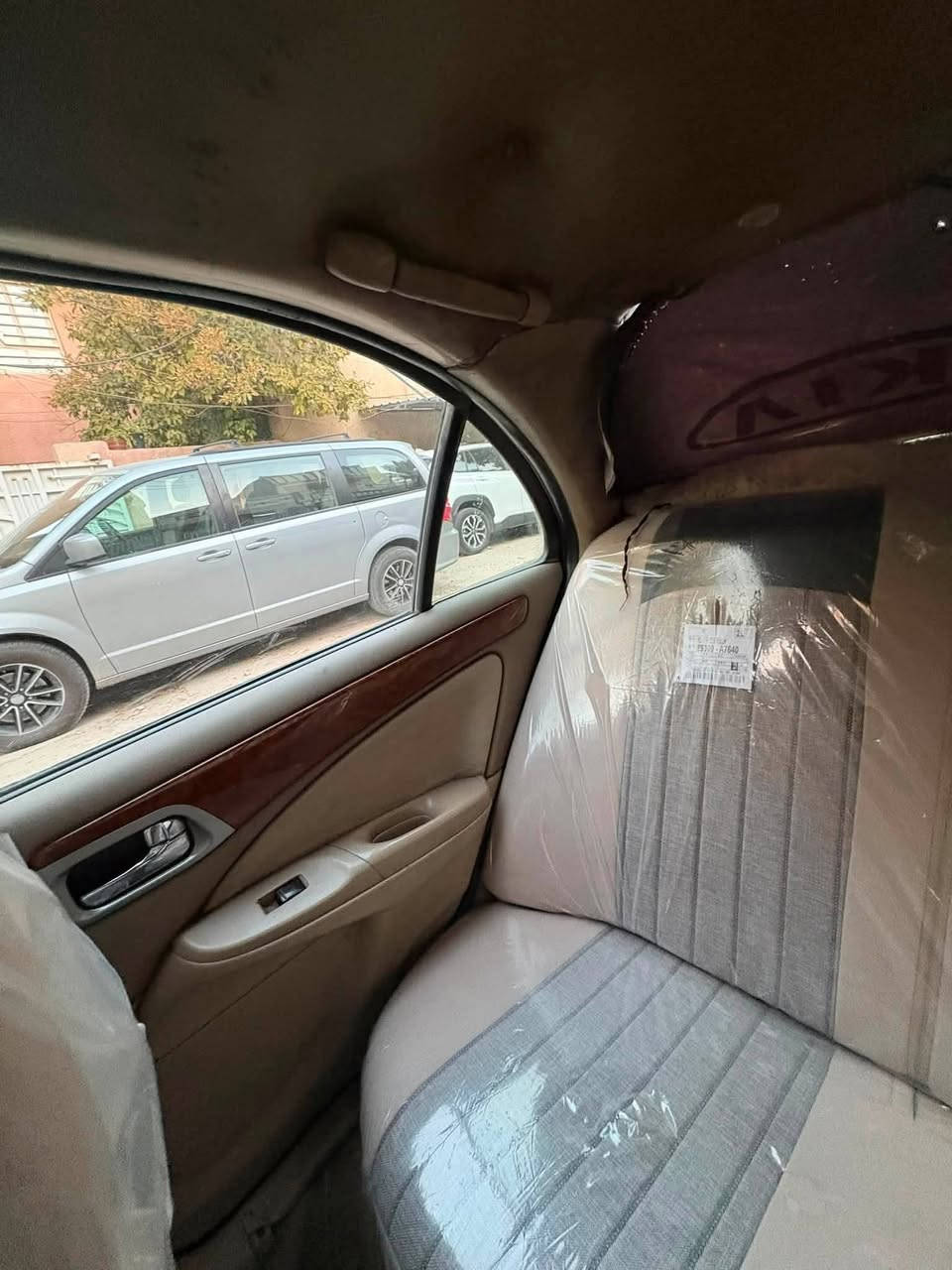 اتصال 
***********
***********
مكانها بغداد 
سني ٢٠٠٩
سعر ٧٨ وبيها مجال 
سعر مناسب وسيارة بيها خبزة والرزق على الله 
وتحياتي للجميع 🖤✔️
