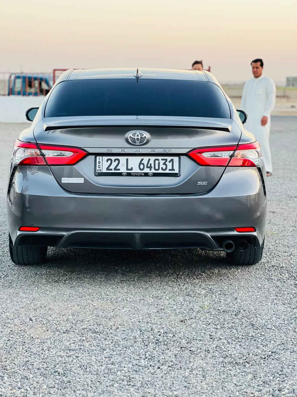 السلام عليكم كامري للبيع موديل 2019 الضرر قطعتين نص باب و نص جاملق بدون دواخل و شواصي السياره فول مواصفات عدا الفتحه طخم تايرات صدر جديد رقم اربيل ابيع تحويل بدون وكاله السياره حلوه حييل 
السعر 150 و بيها مجال مكان السياره الشرقاط 
رقم الهاتف ***********
