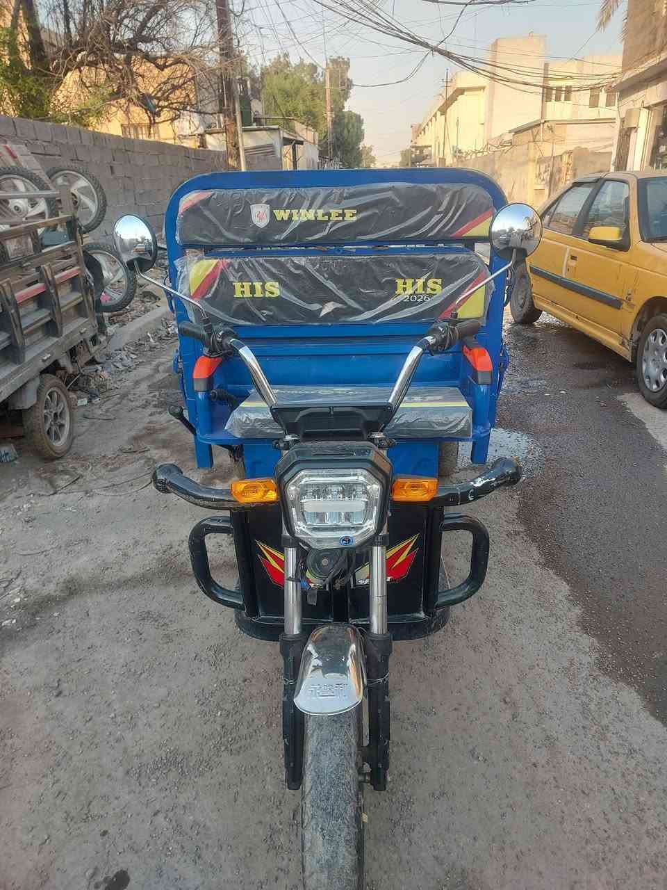 البيع الحجم الكبير مابيه اي نقص جاهزه بطاريات جدد  سعر مليون و 100 بيه مجال شي بصيط سكن بغداد متواجد خاص او هاذه رقمي تحياتي ***********
