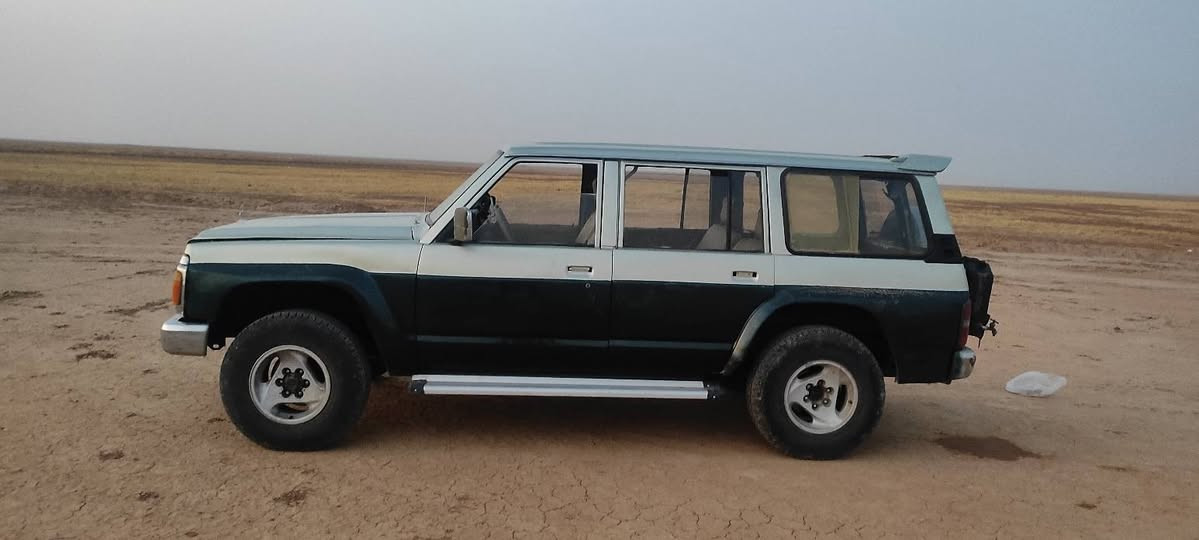 نيسان باترول السعر 55 ورقه
  موديل 1991
 رقم بصره مشروع وطني
 سنويه بأسمي تحويل ثاني يوم 
محرك 4200 بانزين
تبريد شغال
 صبغ للجماليه مكفوله
تايرات حجم 16 دفع رباعي 
مكان سياره ديالى بلدروز
اللاستفسار 
***********
‏‪***********‬‏
