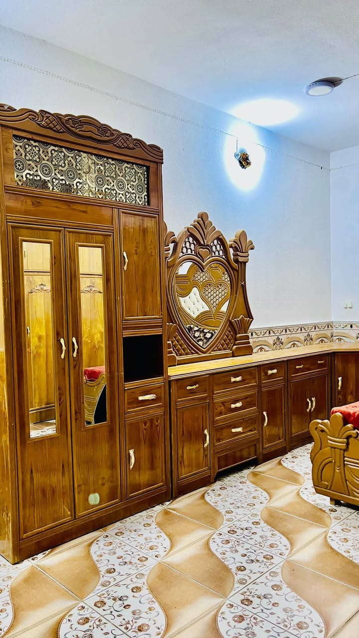 للبيع غرفه توج صاج عراقي نظافه فول السعرمليون150
بيها مجال العنوان الرمانه للاستفسار*********** واتساب

