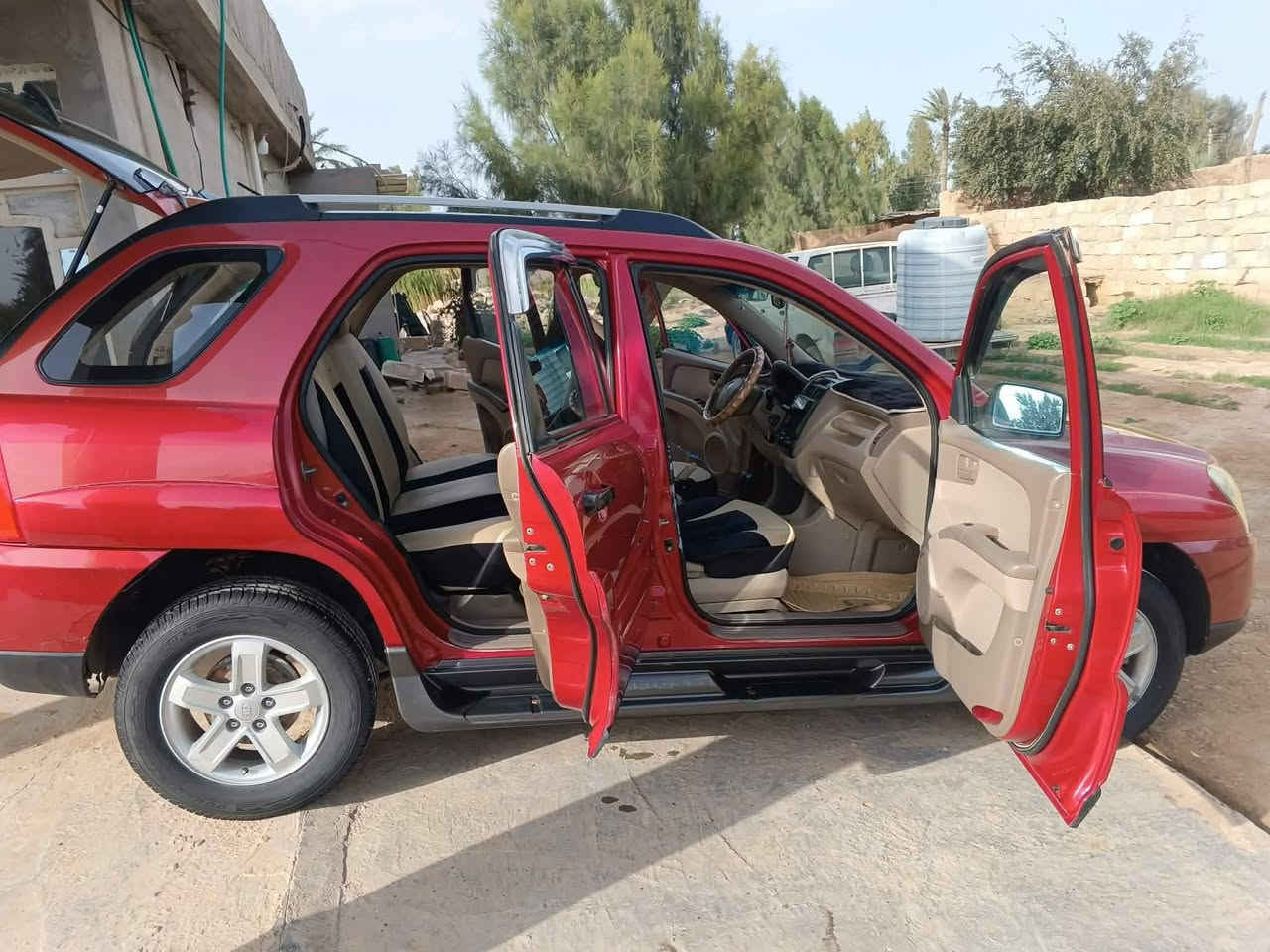 السلام عليكم سبوتج 2009 مكفوله ونضيفه فقط رصعات بسيطة رقم واسط جديد تحويل ثاني يوم مكانها بغداد السعر 118 للستفسار *********** بي واتس اب
