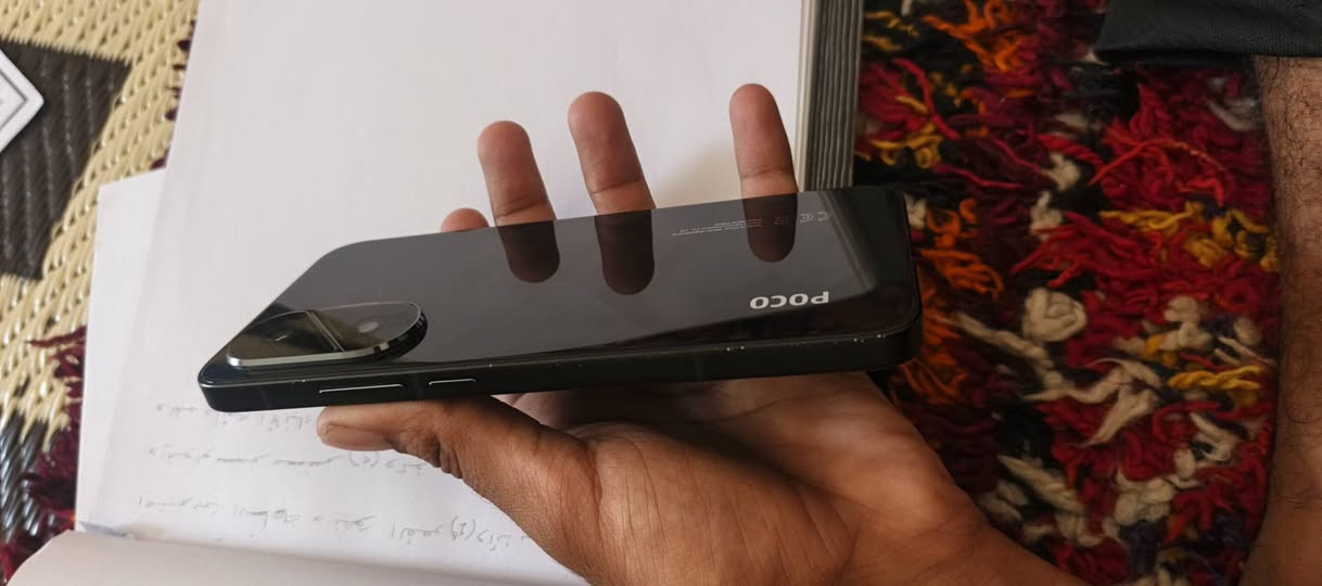 سلام عليكم جهاز poco f7 شوفت عينك هاي العلامات من الكفر مو ضربات لزكته مال شركة وياه مامبدله كامل لملحقات نجف أو كوفه متواجد وتساب فقط بخصوص سعر عينك ميزانك شوفه شكد يسوى 
***********
