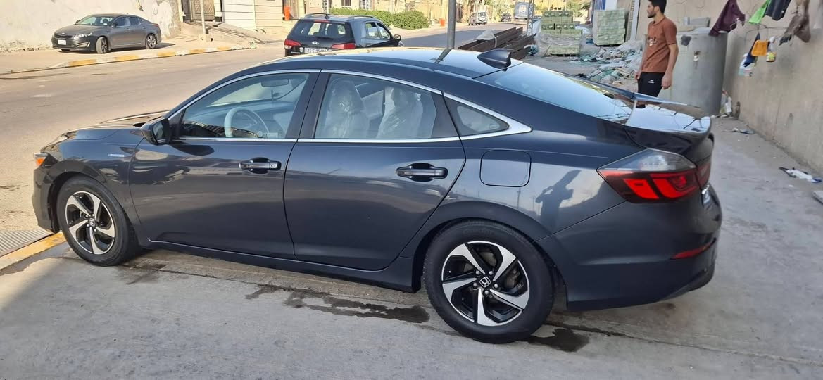 HONDA INSIGHT Hybrid
هوندا انسايت هايبرد

موديل 2022

وارد امريكي

جاملغ امامي فقط مثل ما موضح بالصور حادثها

الاضافات :

• بطارية ليثيوم

• شاشة 

• كاميرا خلفية

• رادار امامي

• مانع تصادم

• محدد مسرب

• تصحيح مسار

• مثبت سرعه

• مانع انزلاق

• استيرنج متحرك

• تحكم طارة

• بصمة تشغيل

• بصمة أبواب

• دخول ذكي

• إنارة ترحيبية

• مري كهرباء

• غمازات عالمري

• نظام قيادة ذاتي self_driving

• قير شفترز استيرنق

• ويل قياس 16

• ⁠⁠ اضوية امامية زنون

• حساسات اضاءة

• إنارة امامية تلقائية Auto

• اضاءة فل زنون LED

• ليد زنون نهاري

• شاشة اعطال

• زجاج كهرباء

• عداد ديجيتال

• هندبريك كهرباء

• حساسات مطر

• حساسات اصطفاف

• حساسات دخول الانفاق

• حساسات ضغط هواء الإطارات

• نظام صوتي مميز 

• أوامر صوتية

• نظام ECO + TRIP

• نظام GPS + خرائط

• نافيجيشن

• 3 أنظمة قياده (eco, ev, sport)

• كندشن مركزي

• هولد كب

• ركايات وسط

• بلوتوث

• مدخل USB + AUX
السعر 130 بيها مجال بسيط
• ⁠للاستفسار ***********

مكاني انبار فلوجه
