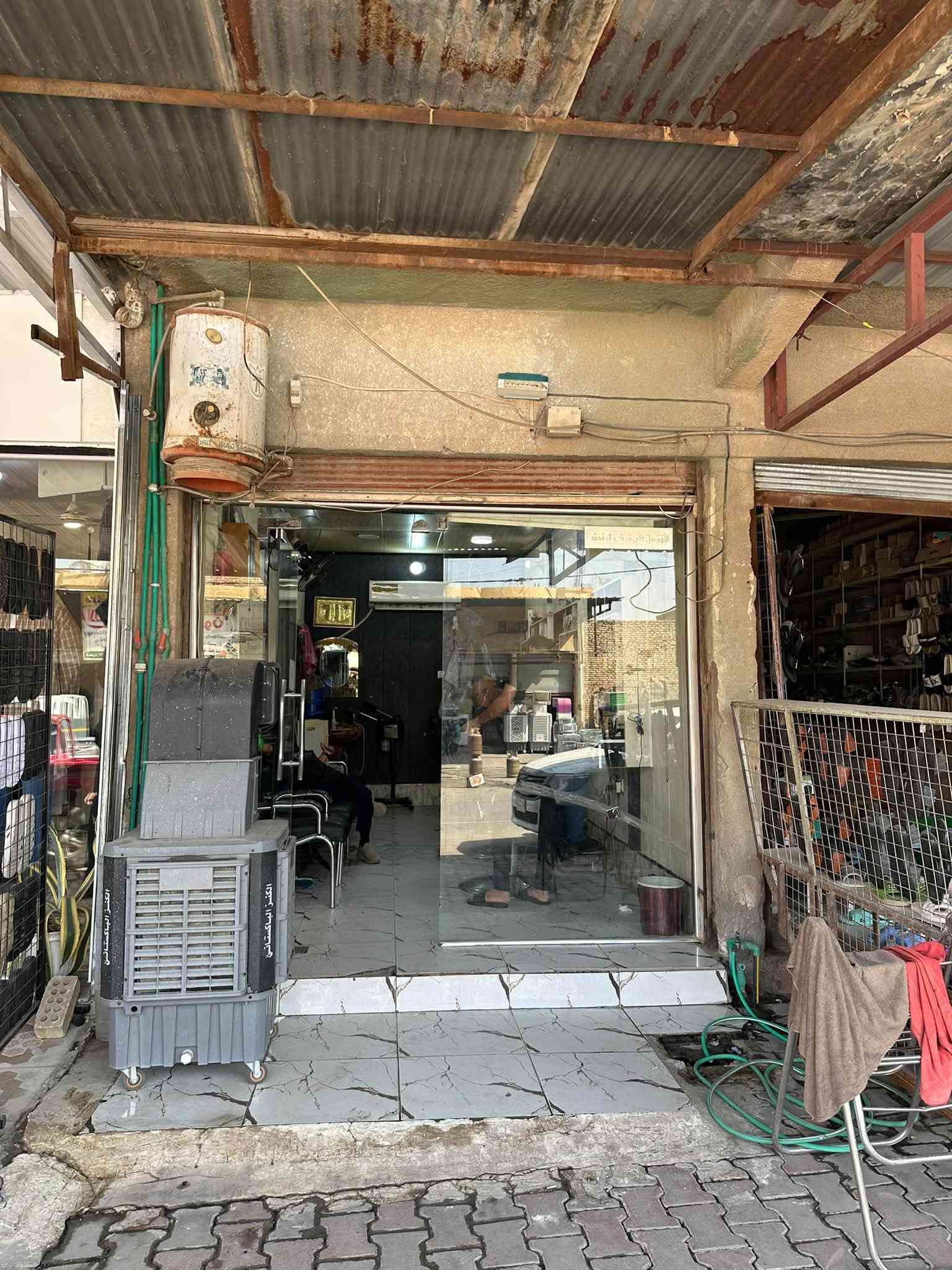 محل للبيع المكان شارع كصيبة محل حلاقة الاستفسار الاتصال على الرقم ***********

