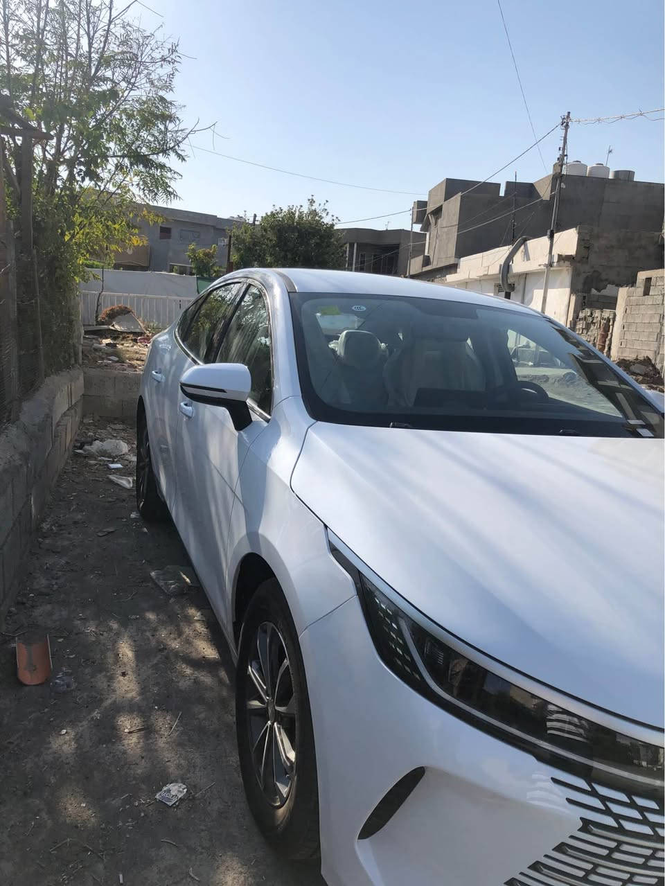 BYD دیسترۆیەر ٧٢٥km رۆیشتووە
هەموو گیانی بەشەرت  دوو مانگ و حەوت رۆژی ماوە بۆ رەقەم ژمارەی تەلەفۆن ***********  تکایە ئەگەر موشتەری نی تەلەفۆن مەکە 
سعر ١٣٣وەرەقە کەمیک مەخال Singapore
