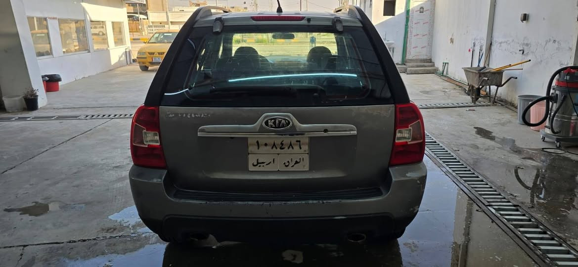 السلام عليكم كيه اسبورتج 2009  محرك 2000 داخل اسود للتواصل *********** رقم اربيل التفاصيل واضحه بل صوره

