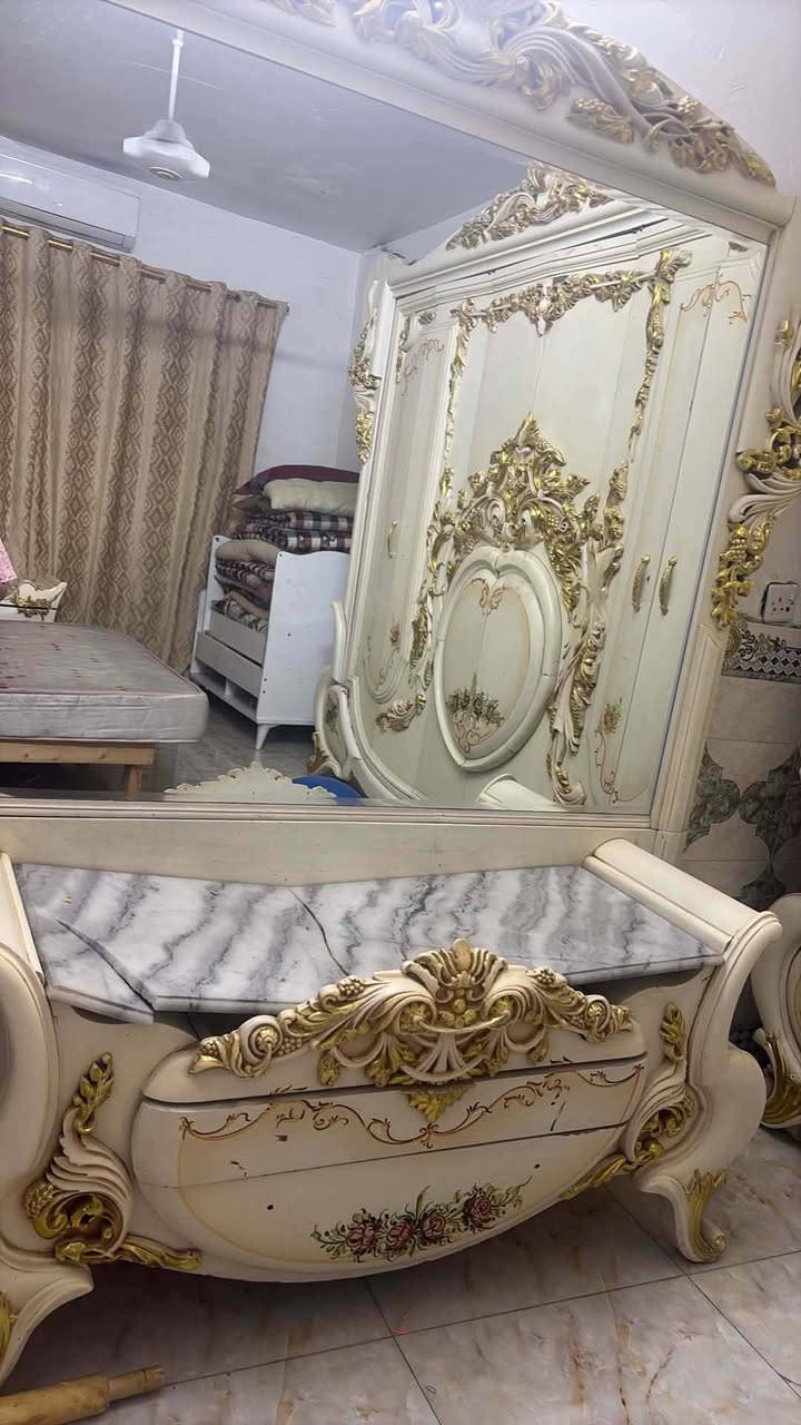 غرفه مصريه زان الصلي صبغ بسعر كلش مناسب عنوان بغداد فلكه سلمان باك حجز على وتساب*********** تابعو صفحه 🩷
