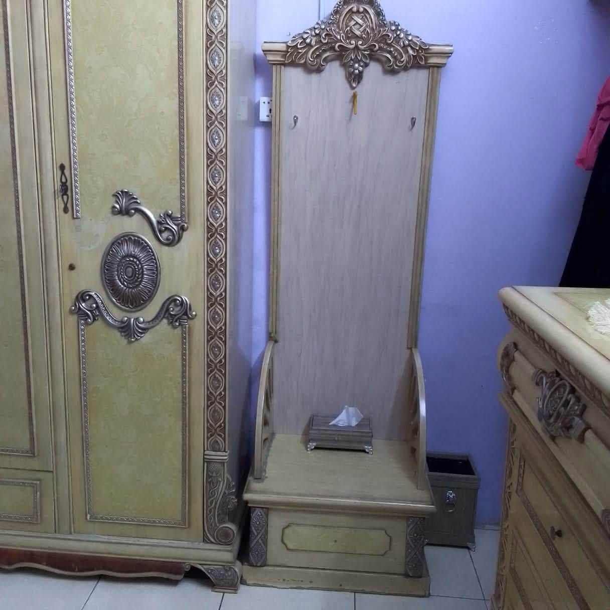 غرفه نوم تركي مستعمله نظيفه للبيع مكانه بغداد للاستفسار الاتصال على*********** مكلف بالنشرسعره 450 @
