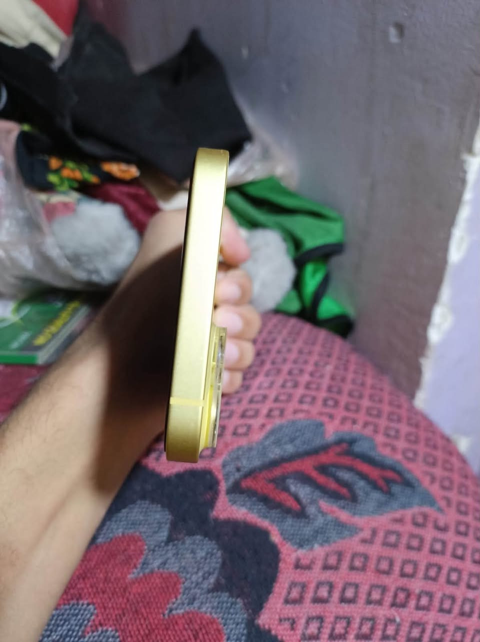 آيفون 14 بلس • ٢٥٦ جيجا • بطارية ٨٢٪