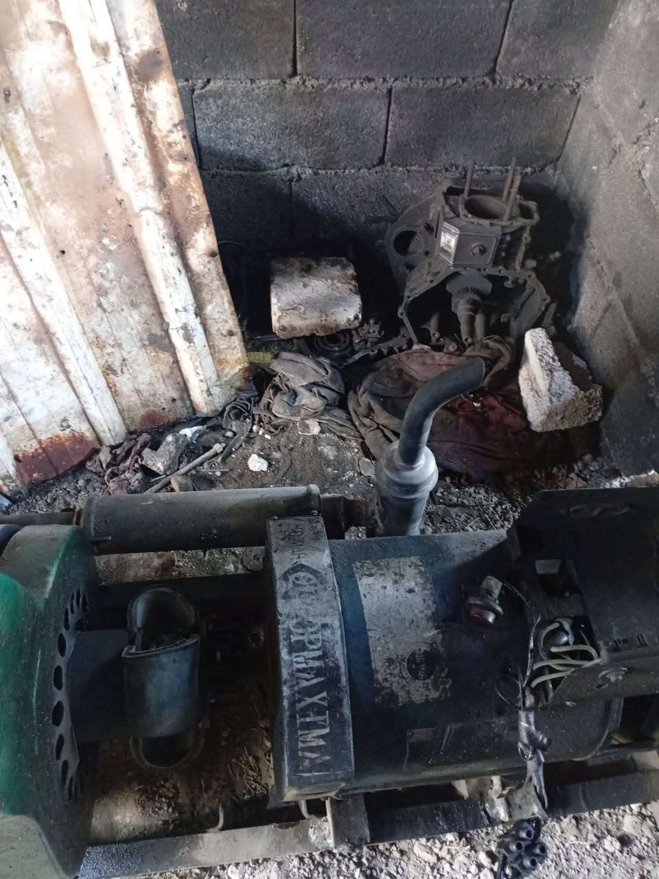 مولد١٢ حصان تجفيت جديد صارشهرمن جفتناهة مع راس توليد٧ونص شرط نحاس ب٤٥٠ يوسفيةاتصل ***********ابوعبداللةواتس اب
