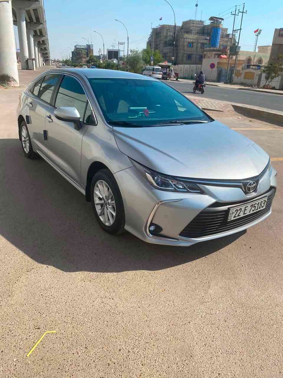 السلام عليكم كورلا موديل ٢٢ ساز مستلمه زيرو هسه ماشيه ٦٠ الف قابل للزياده عليه ادامه كامله  وملتزم ب الادامه بيه صبغ دعاميه اماميه و وبيه جاملغ ايمن بارد ممفتوح ابد وبيه بارد بالباب الوره العبري شي قليل السياره زينه حلوه بسم شركه البعاج عندي وكاله تاخذ مني تحويل سعره ١٥٥ وبيه شي قليل تحياتي ***********
