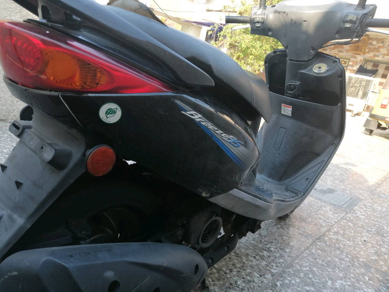 دراجة بريز ببغاء كفالة عامة السعر 1350000وبيه مجال كلش بسيط حك الجية  مكاني بغداد الجديدة ***********