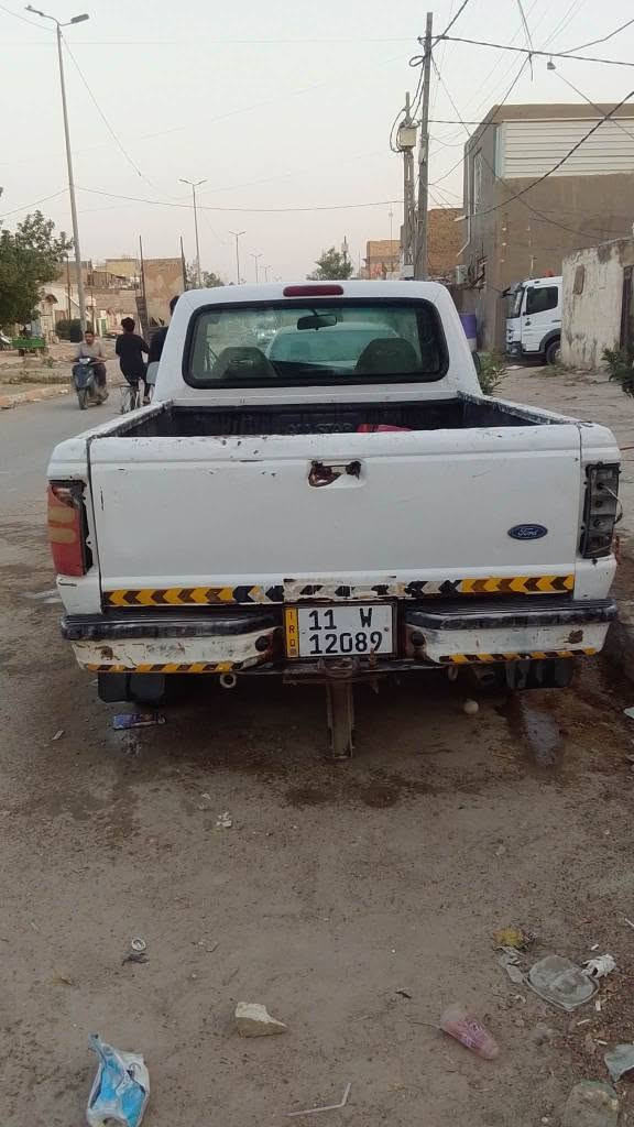 بيكم فورد 
رقم بغداد انكليزي بسمي
مكينتها محوره ونجي 4 سلندر 
سياره شغالة وتطلع محافظات 
سعرها 30 ورقة 
مكاني محافظة الديوانية مركز 
رقمي للتواصل *********** ديوانية, القادسية
