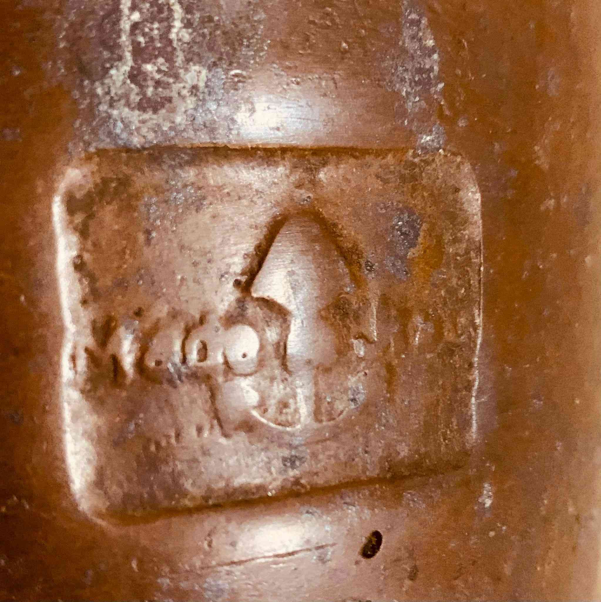 للبيع • قطر ١٨سم • وزن ٨كغ