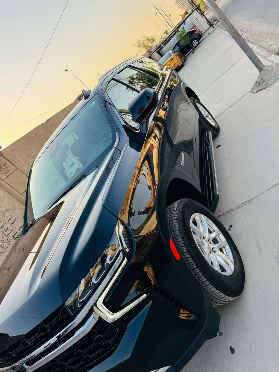 سلام عليكم
تاهو  موديل.  ٢٠٢٤  
مواصفات LS.  خليجي شركت المنصور

كفاله عامه  

ماشيه ٢٢ كيلو أخت الزيرو 
بجم بريمير 
علامه ضوية 
ثلاجه وصطيه 
كامره خلفيه 
كراسي كهربا
٤وضعيات قياده 
رادار
تحكم ستيرن 
سايد بريك بصمه 
تحديد مسار 
تحديد سرعا  
بصمت تشقيل 
مكينة٥٣٠٠
هزه وسنويه جدد تحويل مباشر 

السعر   ٤٦٠

العنوان بغداد ابو غريب الزيتون***********
