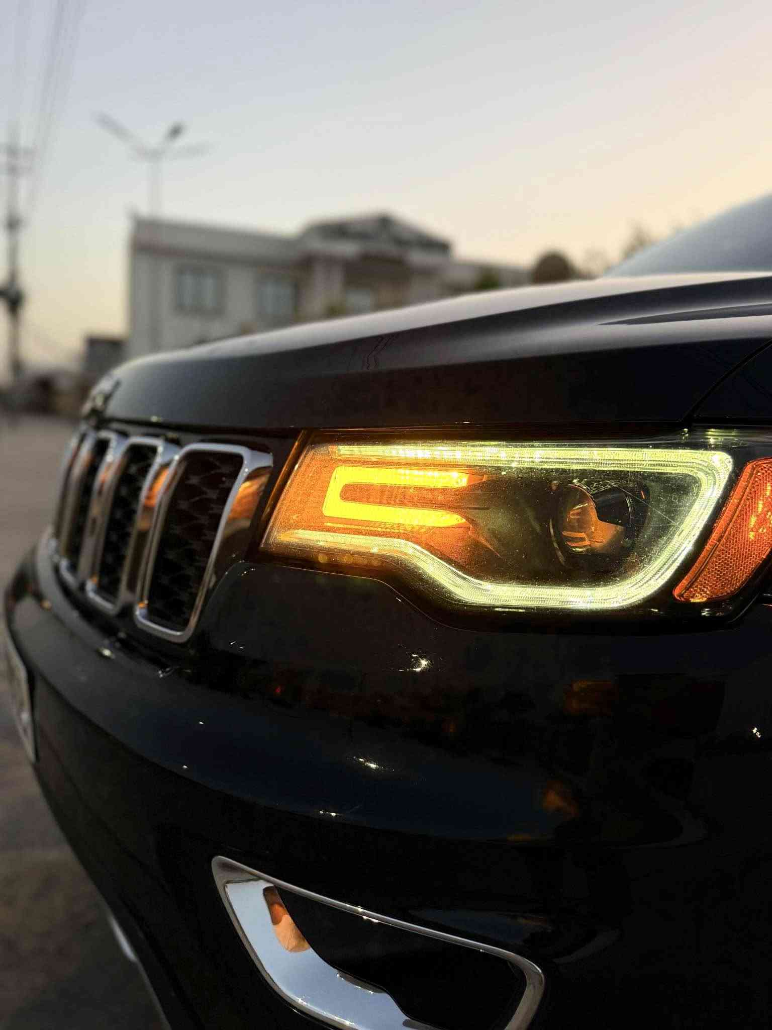 🔱JEEP GRAND CHEROKEE 2018 LIMITED 🔱

🔱جيب كراند شيروكي فوول مواصفات لمتدد 2018 🔱

كلين تايتل مكفوله من الدعامية للدعامية لون اسود 🖤

🔱مواصفات لمتدد المعروفة 🔱

🔱 رادار امامي وخلفي 🔱

🔱 سقف بانوراما 🔱

🔱 صندوق كهربائي شفط 🔱

🔱 كشنات كهربائي 🔱

🔱 كشنات خزن 🔱

🔱 تدفئه مقاعد 🔱

🔱 تبريد مقاعد 🔱

🔱 تدفئة ستيرن 🔱

🔱 9 سماعات alpine 🔱

🔱 حساسات خلفيه 🔱

🔱 اوتو ستوب 🔱

🔱 دواخل اصفر المرغوب 🔱

🔱 حاجب لايت + لايت زينون 🔱

🔱 تشغيل عن بعد 🔱

سيارة باسمي شرط سنوية 2029  كلشي جديد سياره جاهزة ومال بيت  ماتتقارن ويه المهجومات

السعر  245$ وبي مجال بسيط للشراي

للتواصل *********** كركوك, العراق
