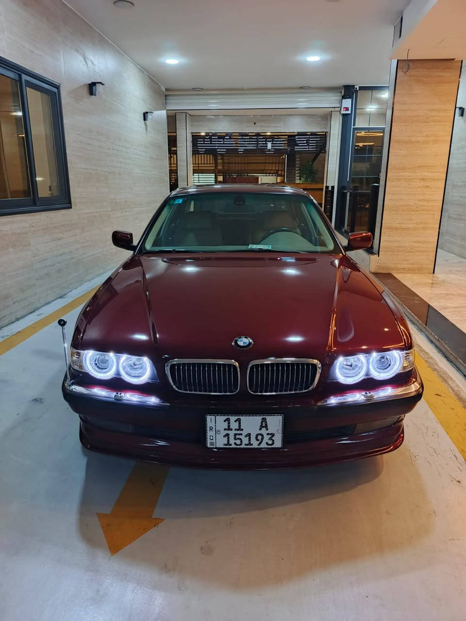 السلام عليكم للبيع فقط BMW
خفاش وارد خليجي باسمي رقم بغداد مشروع وطني سنوية وهزة جديدة فول مواصفات حجم 730   V8  اصل موديل 95  محدثه 2000 بالكامل داخل وخارج بلادية  السيارة  وعالفحص دبل اير باك بدون اي حادث مصبوغة عام درجة اولى نوع الصبغ ديبير هولندي بسبب الجراد على ايدي وصورها قبل الصبغ  موجودة وعالفحص السيارة مكفولة بلادية مفولة مواصفات حتى زراك اللايت والتلفون شغالات مكينة كير صدر امامي خلفي تخم تاير تبريد كلشي جديد وعالفحص السيارة جديدة بمعنى الكلمة المواصفات
1_غرفة بيجي فول بلادية VIP داخل فول صاج
2_مري شفط زئبقية عاكسة للضوء فول كهرباء
3_كراسي جلد بلادي كهرباء كسار  16 حركة + تدفئة+خزن ميموري  4 وضعيات+ تجاوي كهرباء+ مطعم خلفي 
4_دبل تلفون اماي خلفي +بدالة +هوائي يعني التلفون شغال بس تخلي سيم كارت
5_بردات عدد 5 بلاد والخلفية كهرباء
6_فتحتة سقف سلايد جام
7_زراك لايت شغال
8_حقيبة اسعافات اولية بالمقعد الخلفي
9_تجوة كشن خلفيVIP تلفون + تحكمات
10_ حساس لايقاف صعود الجام
11_سي دي جنجر 6 اقراص بلادي
12_صندوك شفط
13_كت البينا كامل + ويل البينا حجم  18 تو سايز
14_شاشات عدد 3+ سماعات وتويترات بلاد
15_كروز سرعة ( مثبت السرعة) 
16_ستيرن + جعمقة كهرباء مو عادي يعني الستيرن خفيف
17_دركة ستيرن صاج  VIP+ فول تحكمات18_نظام الفرامل ABS ومانع انحدار
19_ قفل مركزي وجام فول كهرباء
20_تبريد قطعتين امامي خلفي + الامامي نظام منفصل
21_ چكمچة عدد  2
22_ حساس دعامية امامي خلفي
23_ دبل صالنصة  
24_ عدة صيانة داخل غطاء الصندوك بلادية
25_ كامرة خلفية فول HD
السعر 120$ وبي مجال قليل مكان السيارة بغداد
رقم الهاتف  ***********
