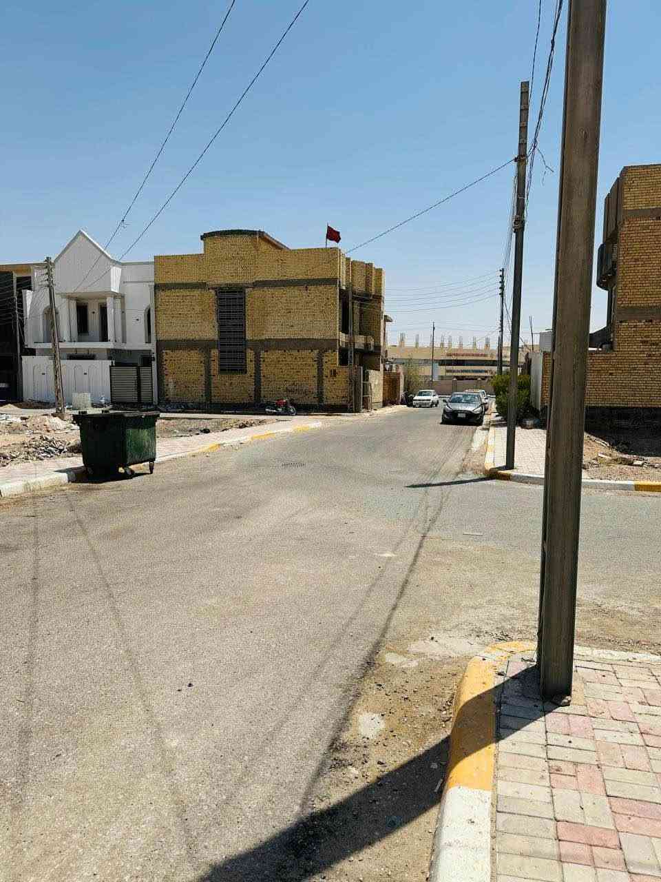 قطعة للبيع في حي الفارس 100م مربعة الواجهة 870م والنزال11.5 م قرب شارع الملعب خدمات كاملة تبليط وأرصفة مكان منتازالسعر 98مليون ملاحظة (اعادة تسجيل نفس الشخص) الاتصال على صاحب القطعة *********** كربلاء, العراق
